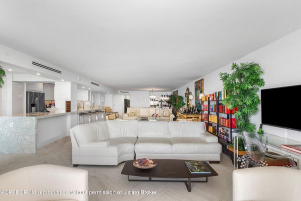 Dining room, Interior, Kitchen, Living room, Pendant Lights, Recessed Lighting