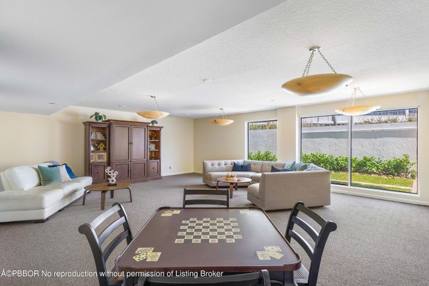Dining room, Interior, Living room, Pendant Lights