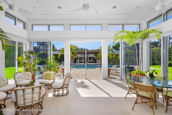 Dining room, Interior, Recessed Lighting, Sun Room