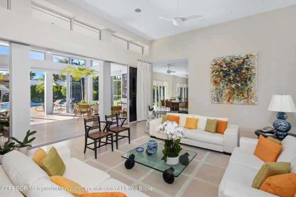 Dining room, Interior, Living room, Recessed Lighting