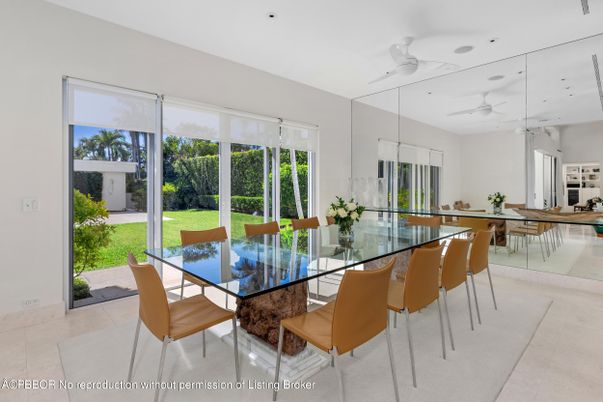 Dining room, Interior, Recessed Lighting