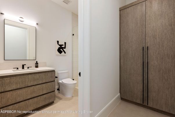 Bathroom, Interior