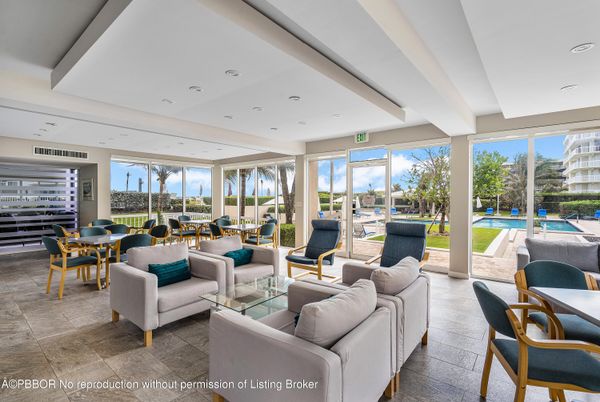 Dining room, Interior, Living room, Recessed Lighting