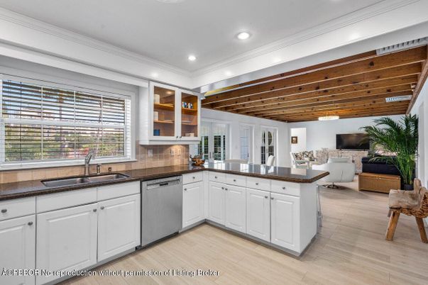 Interior, Kitchen, Living room, Recessed Lighting, Wooden Beams, Wooden Ceilings, Wood Texture Flooring