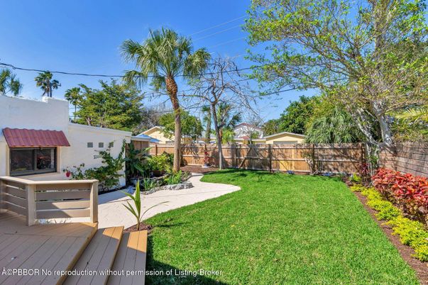 Backyard, Exterior