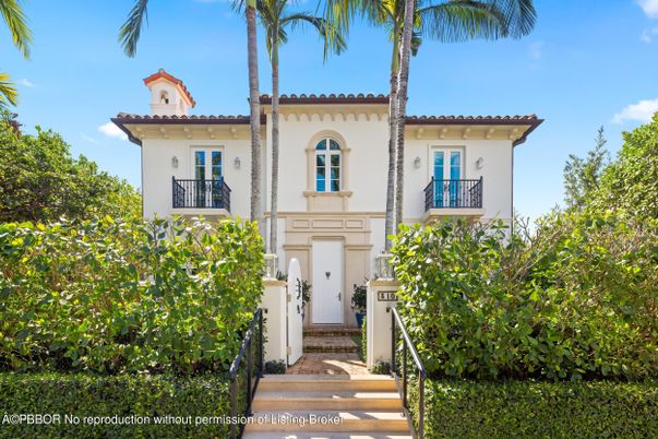 Exterior, Facade, Spanish Mediterranean