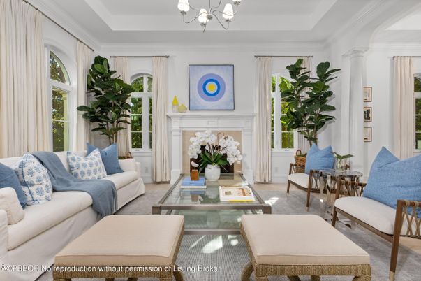Chandelier, Fireplace, Interior, Living room