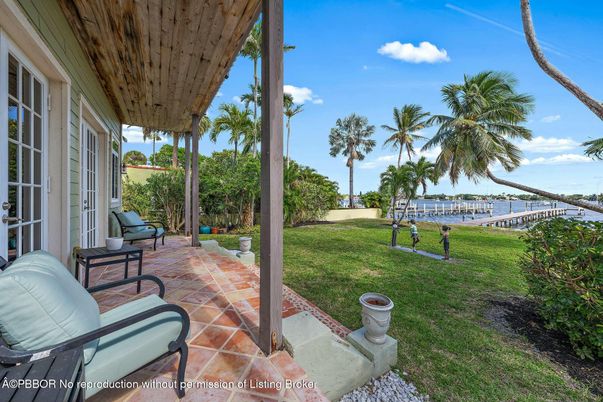 Backyard, Exterior, Water