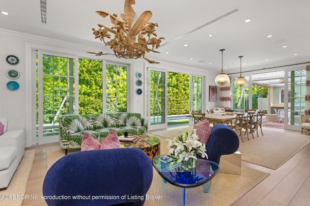 Chandelier, Dining room, Interior, Living room, Pendant Lights, Recessed Lighting