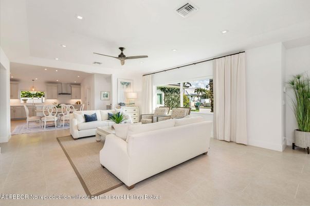 Dining room, Interior, Kitchen, Living room, Recessed Lighting