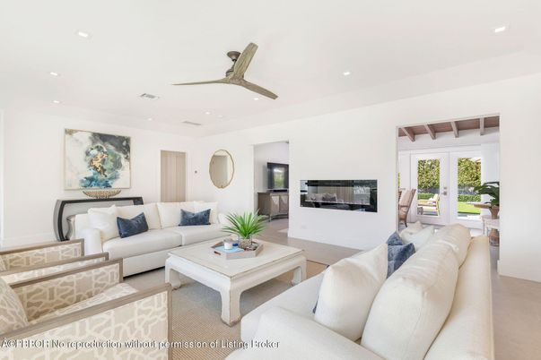 Fireplace, Interior, Living room, Recessed Lighting