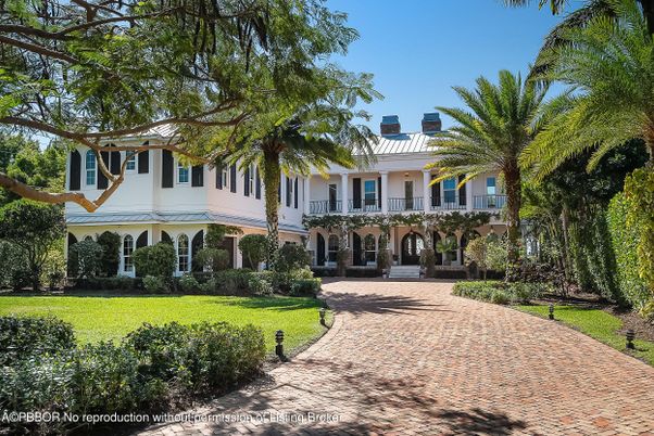 Backyard, Exterior, Facade, French Provincial