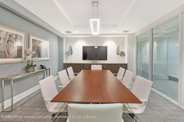 Dining room, Interior, Recessed Lighting