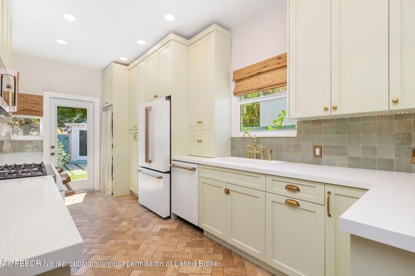 Interior, Kitchen, Recessed Lighting