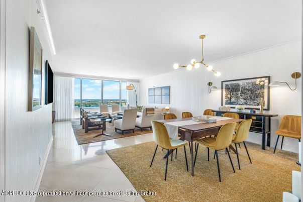 Dining room, Interior, Living room, Pendant Lights
