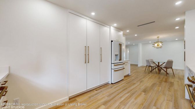 Dining room, Interior, Kitchen, Pendant Lights, Recessed Lighting, Wood Texture Flooring