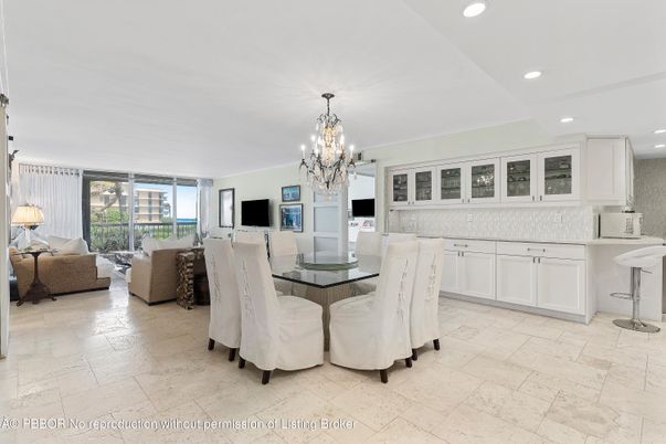 Chandelier, Dining room, Interior, Living room, Recessed Lighting