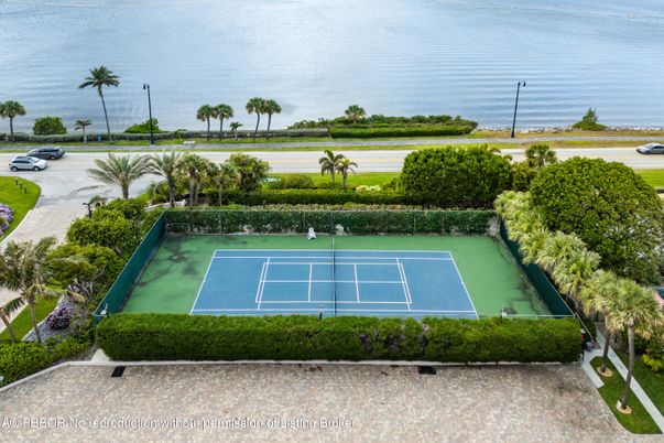 Exterior, Tennis Courts, Water