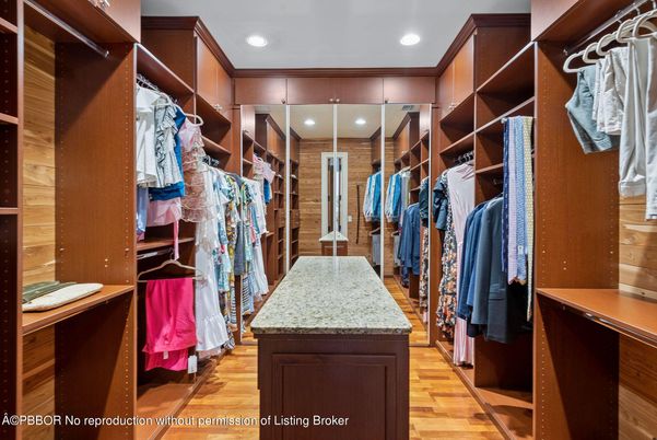 Interior, Recessed Lighting, Walk-in Closets, Wood Texture Flooring