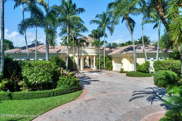 Backyard, Exterior, Facade, Mediterranean