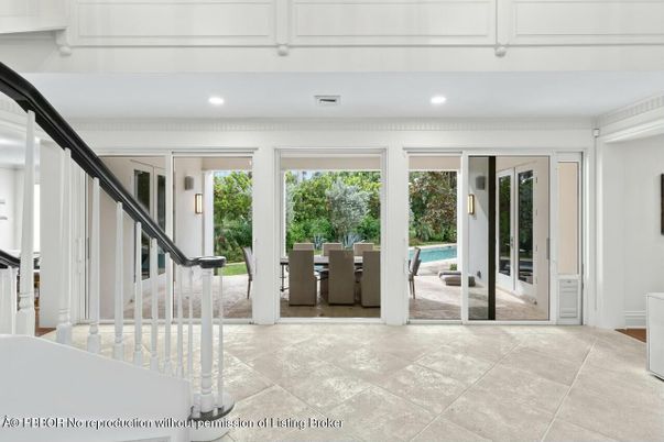 Dining room, Interior, Recessed Lighting