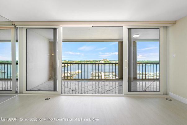 Water, Interior, Empty room, Other