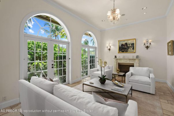 Chandelier, Fireplace, Interior, Living room, Recessed Lighting