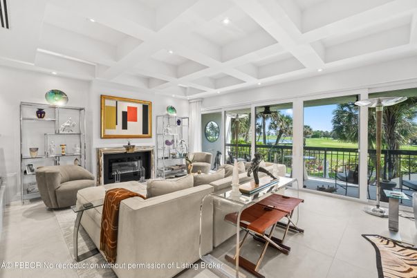 Fireplace, Interior, Living room, Recessed Lighting