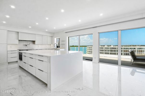 Interior, Kitchen, Marble, Recessed Lighting