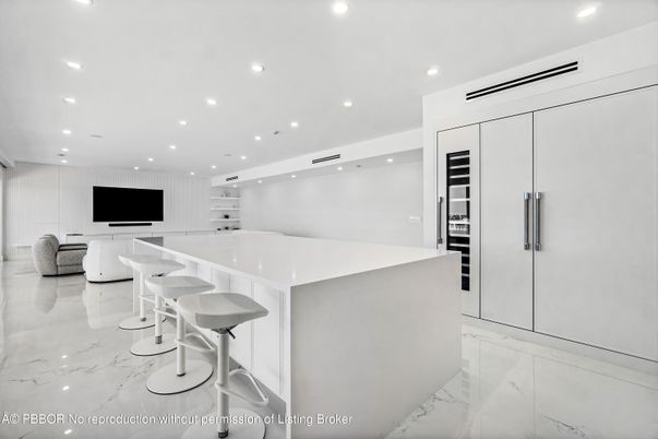 Interior, Kitchen, Living room, Marble, Recessed Lighting, Stainless Steel Appliances