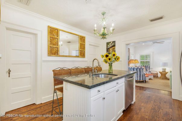 Chandelier, Interior, Kitchen, Wood Texture Flooring