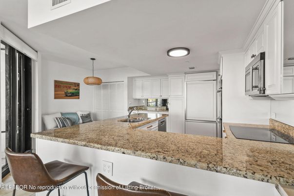 Interior, Kitchen, Pendant Lights, Recessed Lighting