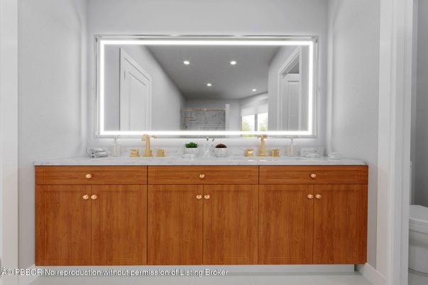 Bathroom, Dual Sink Vanities, Interior, Recessed Lighting