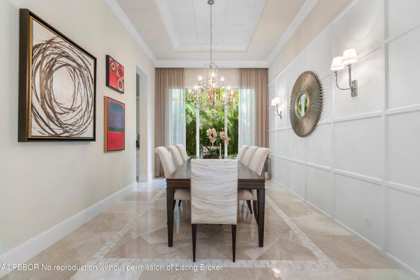 Chandelier, Dining room, Interior