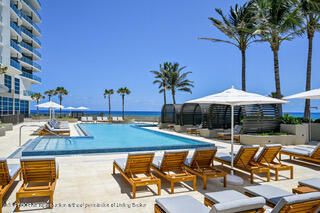 Exterior, Pool, Water