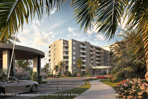 Exterior, Facade, Condo Building