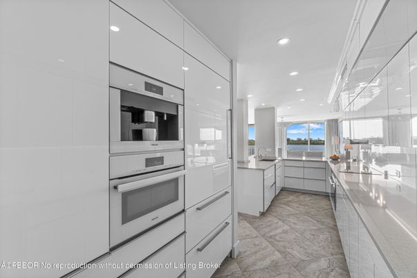 Interior, Kitchen, Recessed Lighting, Stainless Steel Appliances, Water