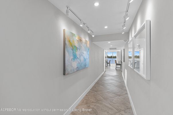 Interior, Recessed Lighting, Water