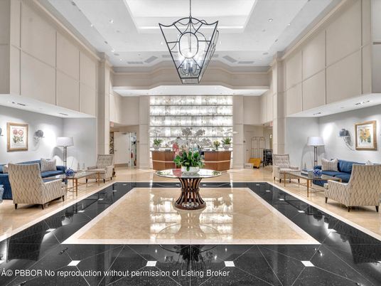 Interior, Living room, Pendant Lights, Recessed Lighting