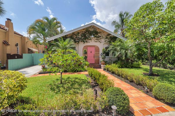 Backyard, Exterior, Facade, Spanish Mediterranean