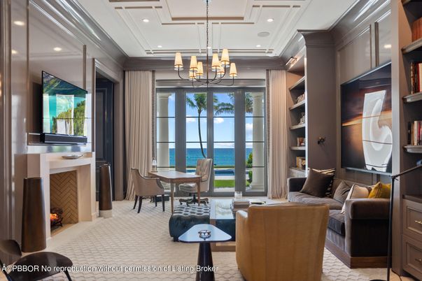Chandelier, Dining room, Fireplace, Interior, Living room, Recessed Lighting, Water