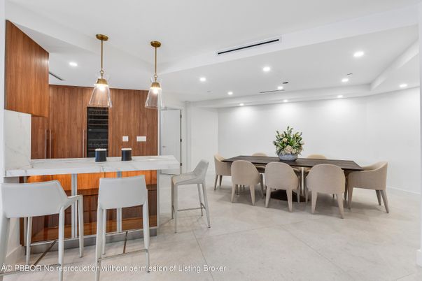 Dining room, Interior, Kitchen, Pendant Lights, Recessed Lighting
