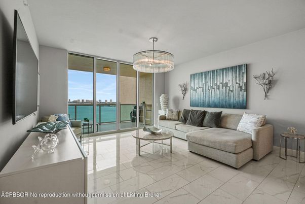 Chandelier, Interior, Living room, Marble, Water