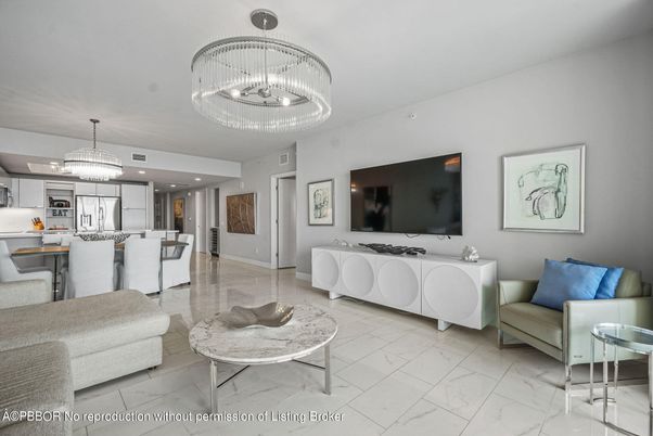 Chandelier, Interior, Kitchen, Living room, Marble, Pendant Lights, Recessed Lighting