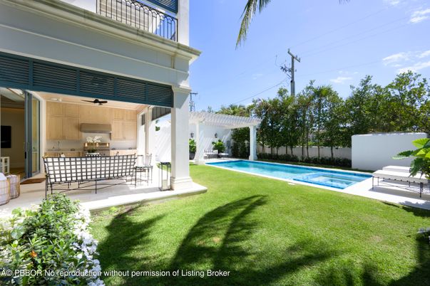 Backyard, Exterior, Pool