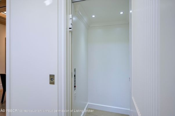 Elevator, Interior, Recessed Lighting