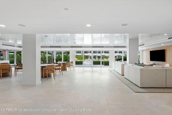 Dining room, Interior, Living room, Recessed Lighting, Water