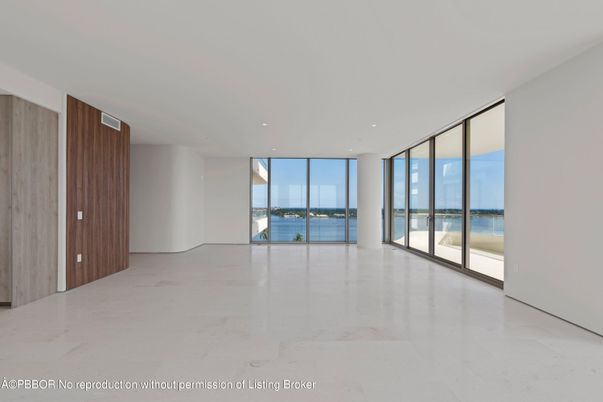 Empty room, Interior, Recessed Lighting, Water, Wooden Walls