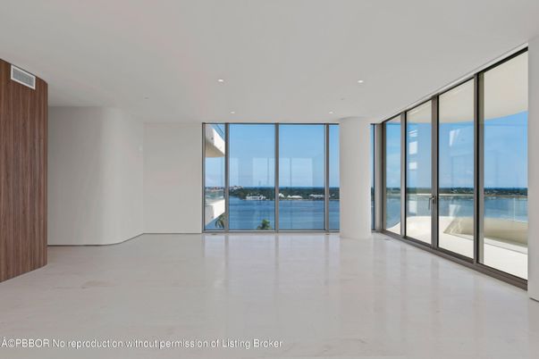 Empty room, Interior, Recessed Lighting, Water