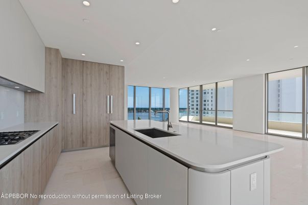 Interior, Kitchen, Recessed Lighting, Water